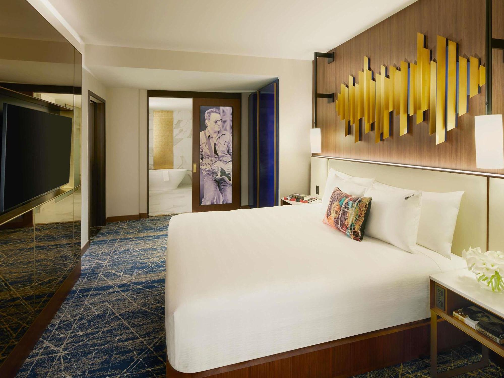 Platinum Suite